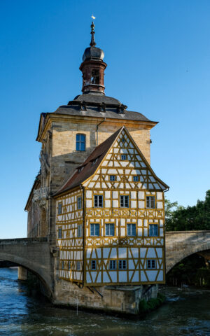 Bilden föreställer en korsvirkesbyggnad i Bamberg